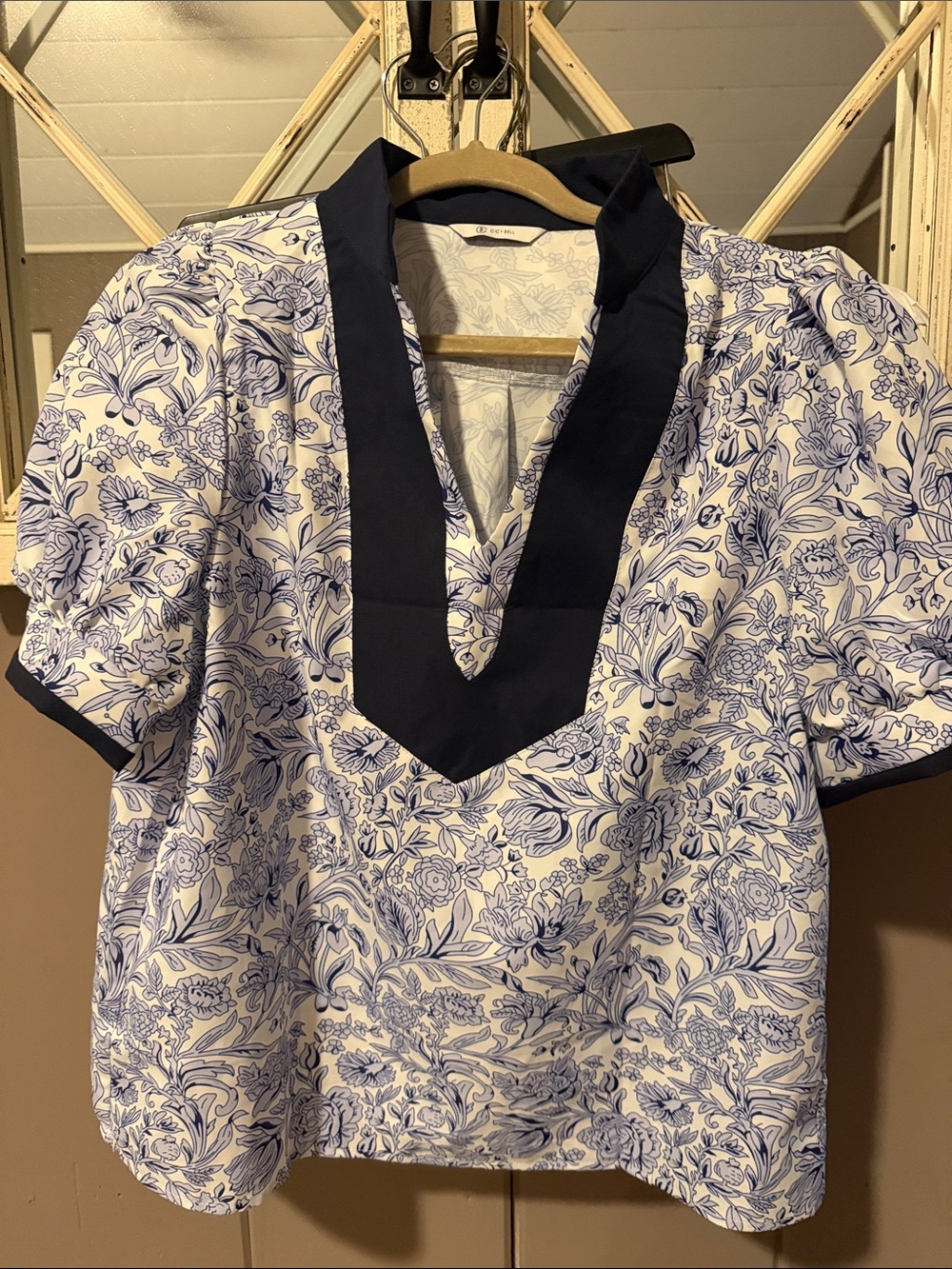 Blue Floral V-Neck Puff Sleeve Top